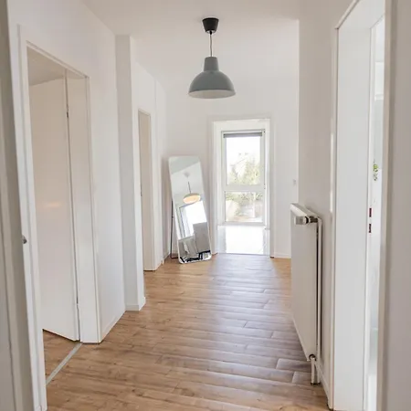Appartement Helles & Modernes Apartment Mit Garage Im Zentrum Unna Unna