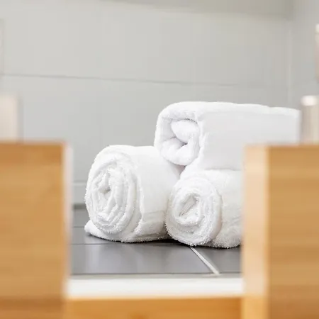 شقة Helle Und Moderne In أونا