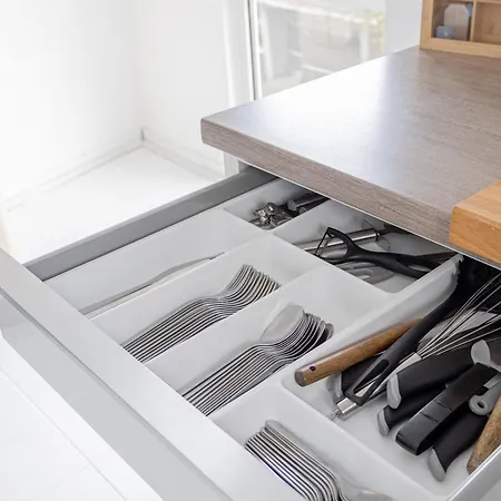 شقة Helle Und Moderne In أونا