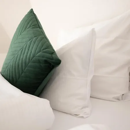 شقة Helle Und Moderne In أونا