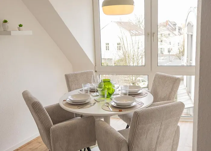 Helle Und Moderne In Lägenhet