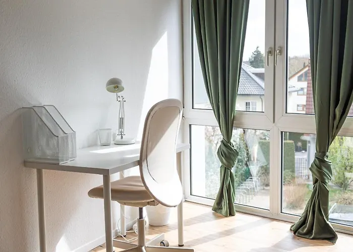 Helle Und Moderne In